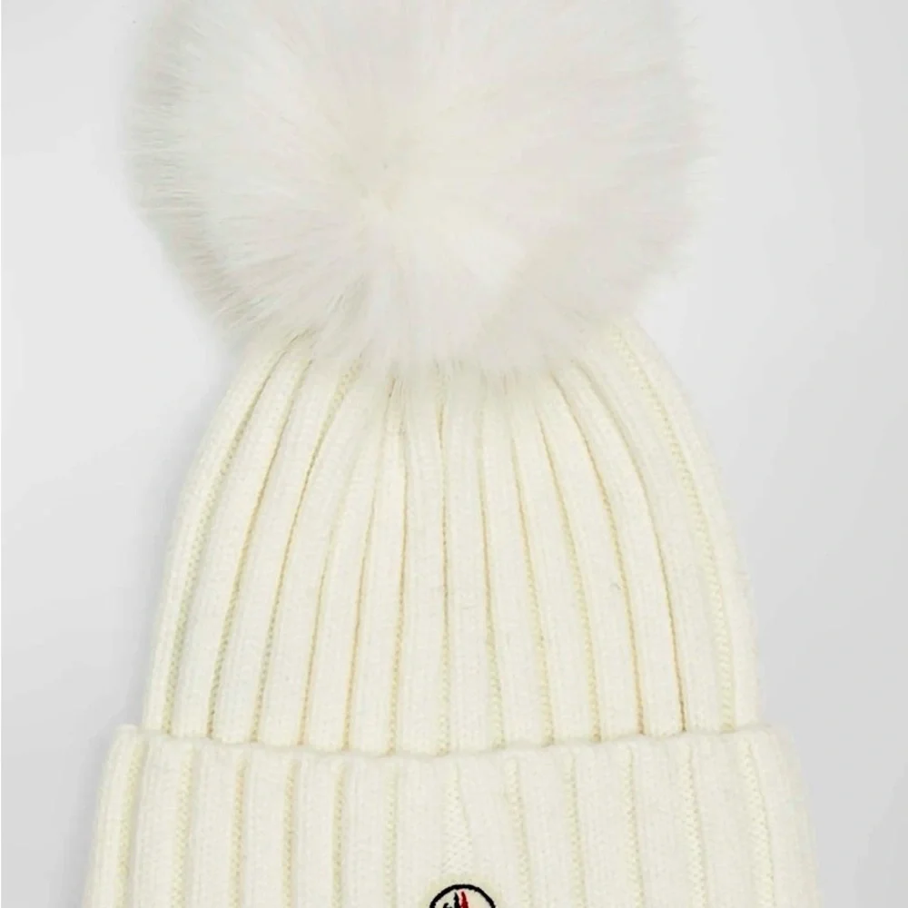 Moncler Off white Wool Real Fox Pom-Pom Beanie - Picture 2 of 5